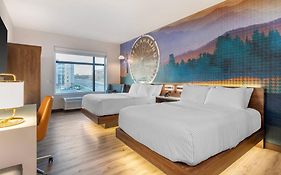 Cambria Hotel Pigeon Forge